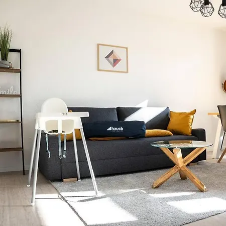 公寓 Super Lage Modern Boxspringbett *netflix* Wlan* 开姆尼茨