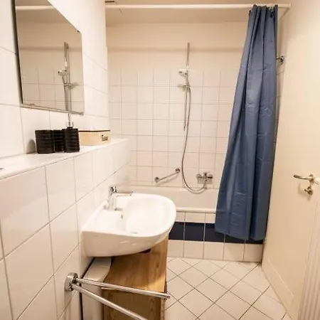 Super Lage Modern Boxspringbett *netflix* Wlan* Appartamento Chemnitz